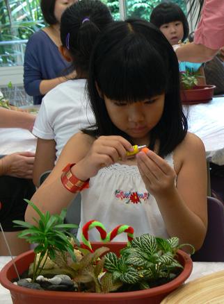 Hands on Planting 2