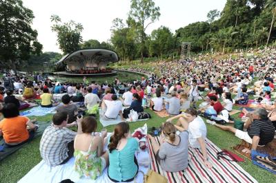 Concert at Shaw Foundation Symphony Stage with crowd at the Palm Valley.