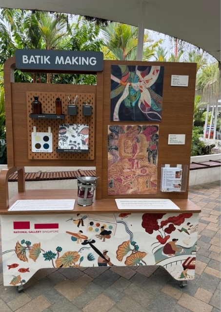 Art cart on batik making prints