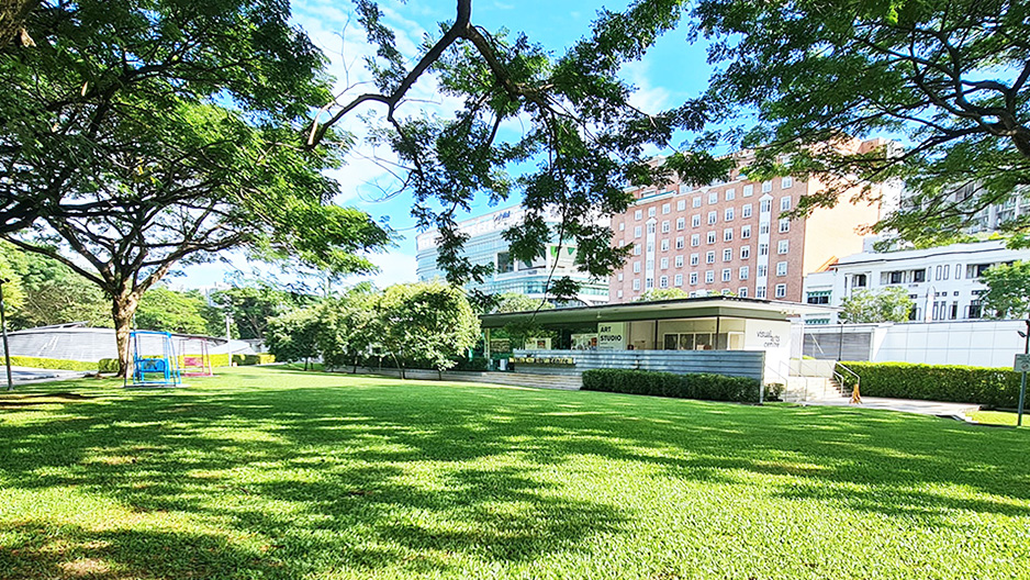 park detail carousel