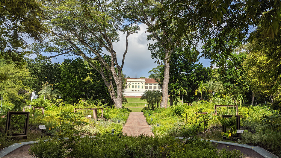 park detail carousel