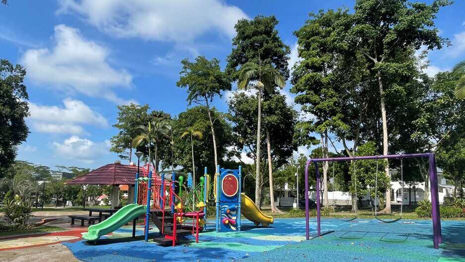 park detail carousel