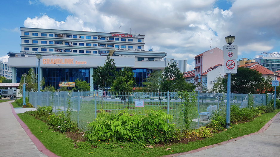 park detail carousel
