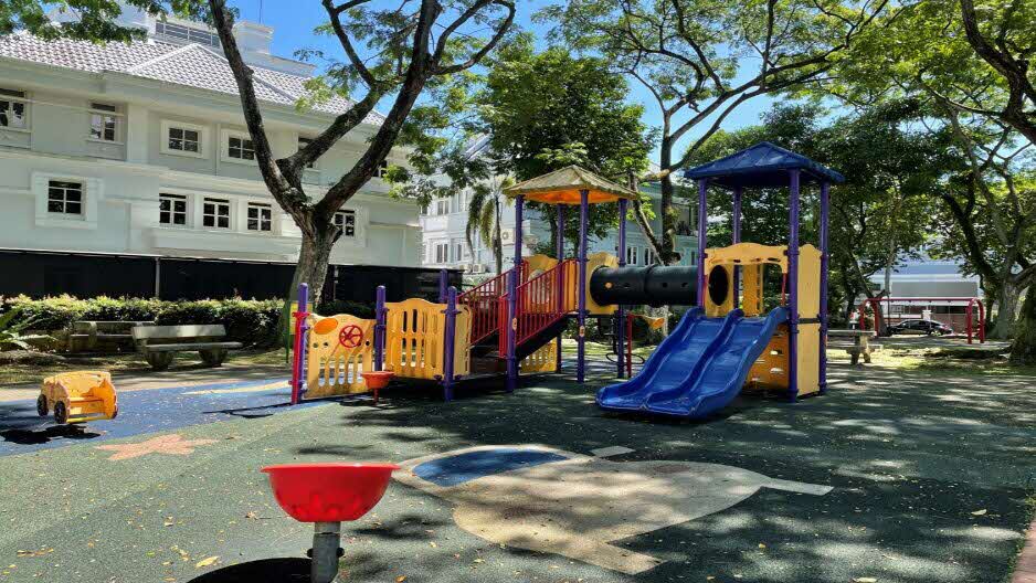 park detail carousel