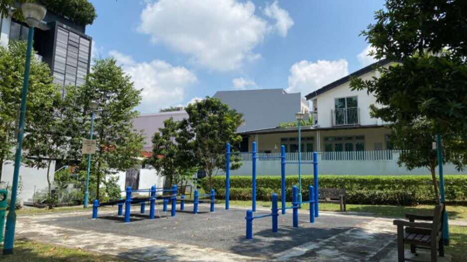 park detail carousel