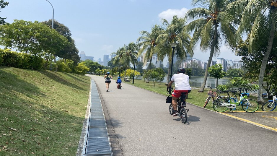 park detail carousel