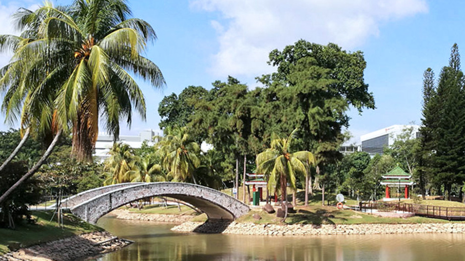 park detail carousel
