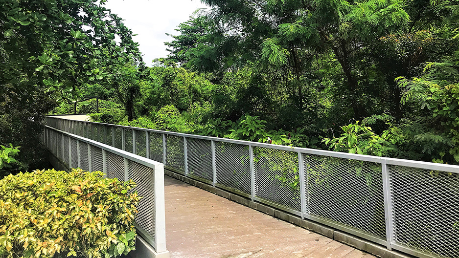 park detail carousel
