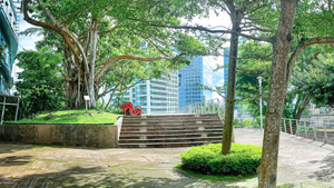 Hilltop plaza at one-north Park: Biopolis