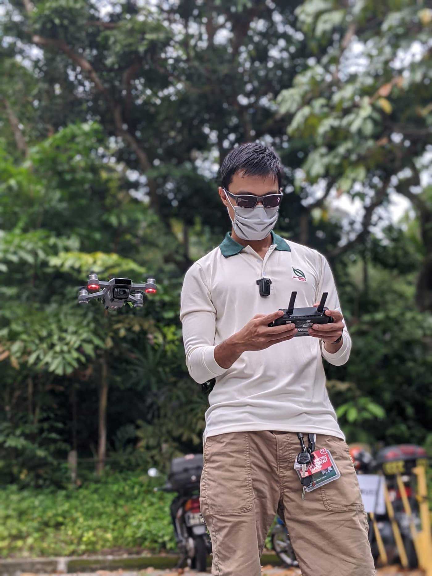 Using drones to monitor visitor levels