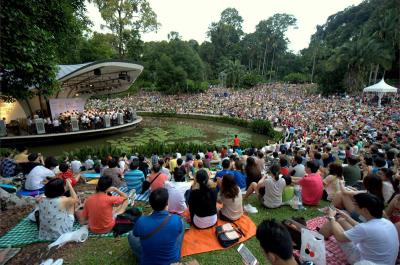 Concert at Shaw Foundation Symphony Stage with crowd at the Palm Valley.